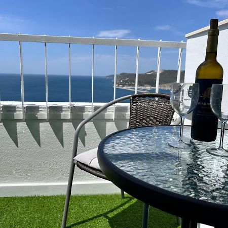 Axenic Retreat - Panoramic Ocean View, Sleeps 4, Ensuite Bathroom, New Redesign Сесимбра Екстериор снимка